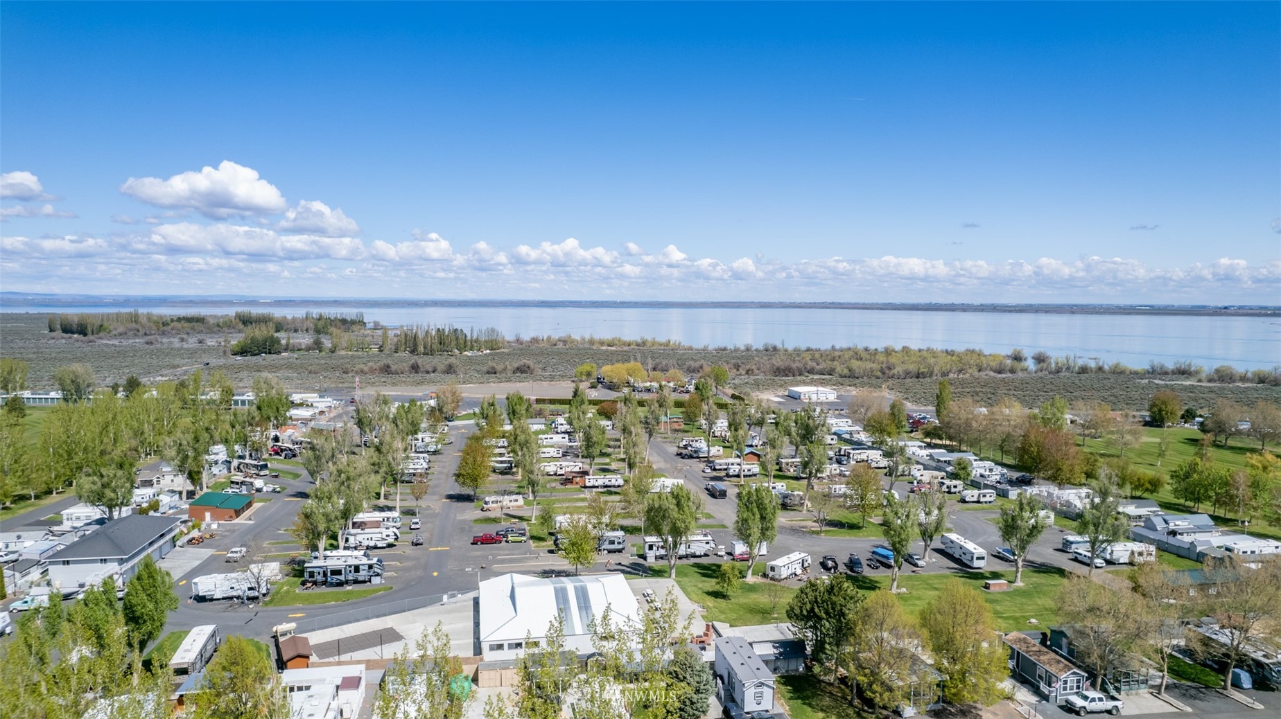 6897 Highway 262