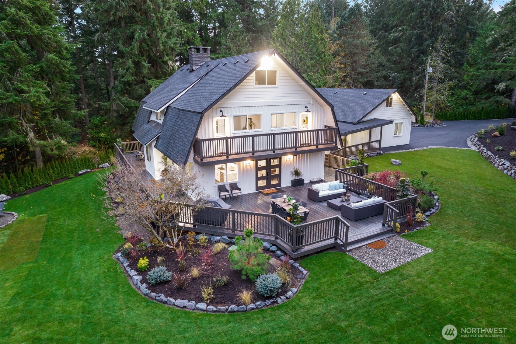4501 Hemlock Lane