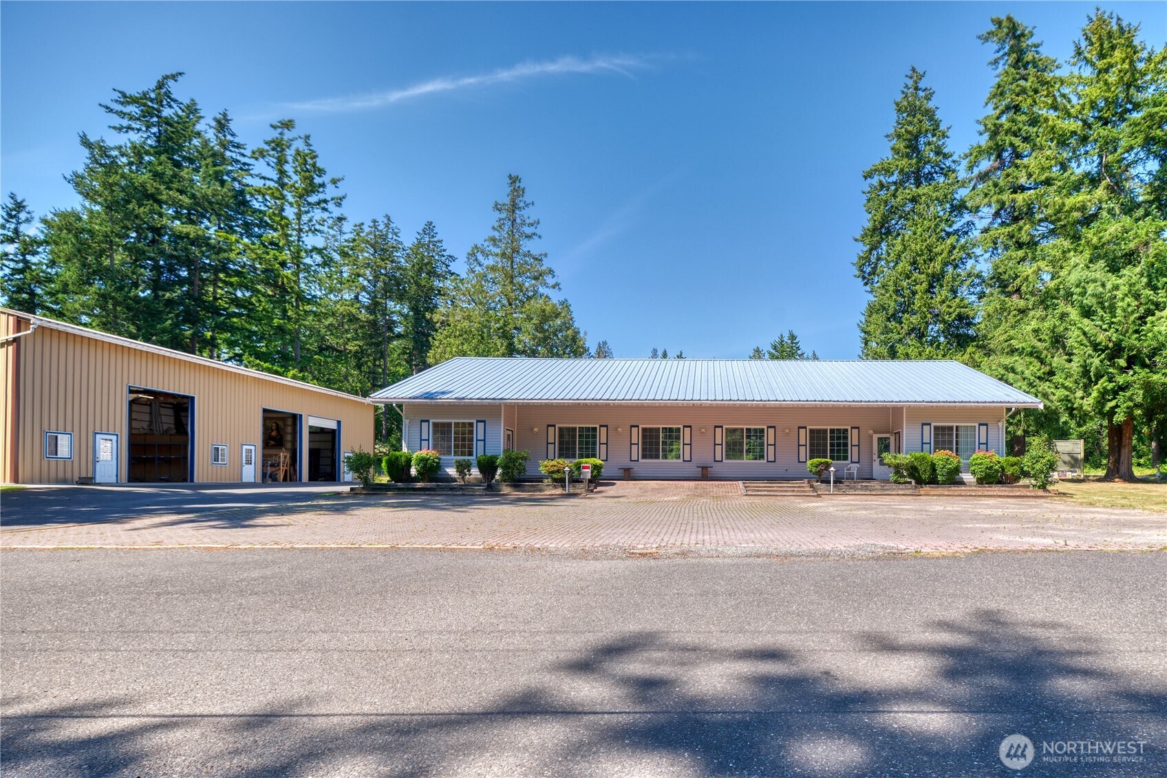 1591 McKenzie Way