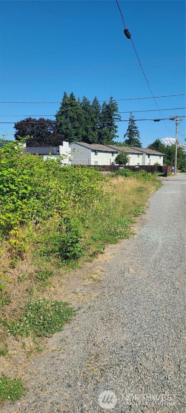 213 Bridge Street