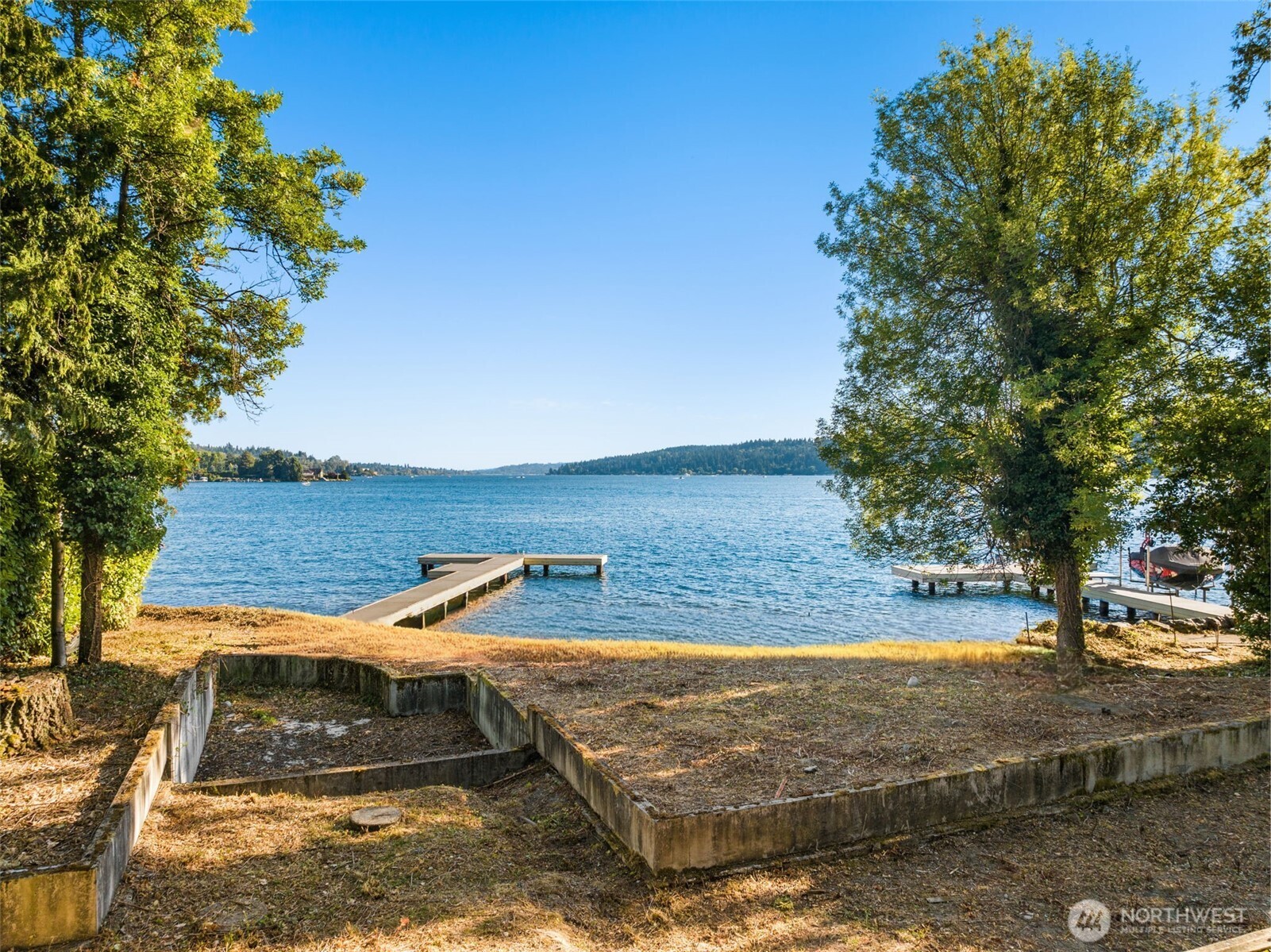 10879 Lake Road