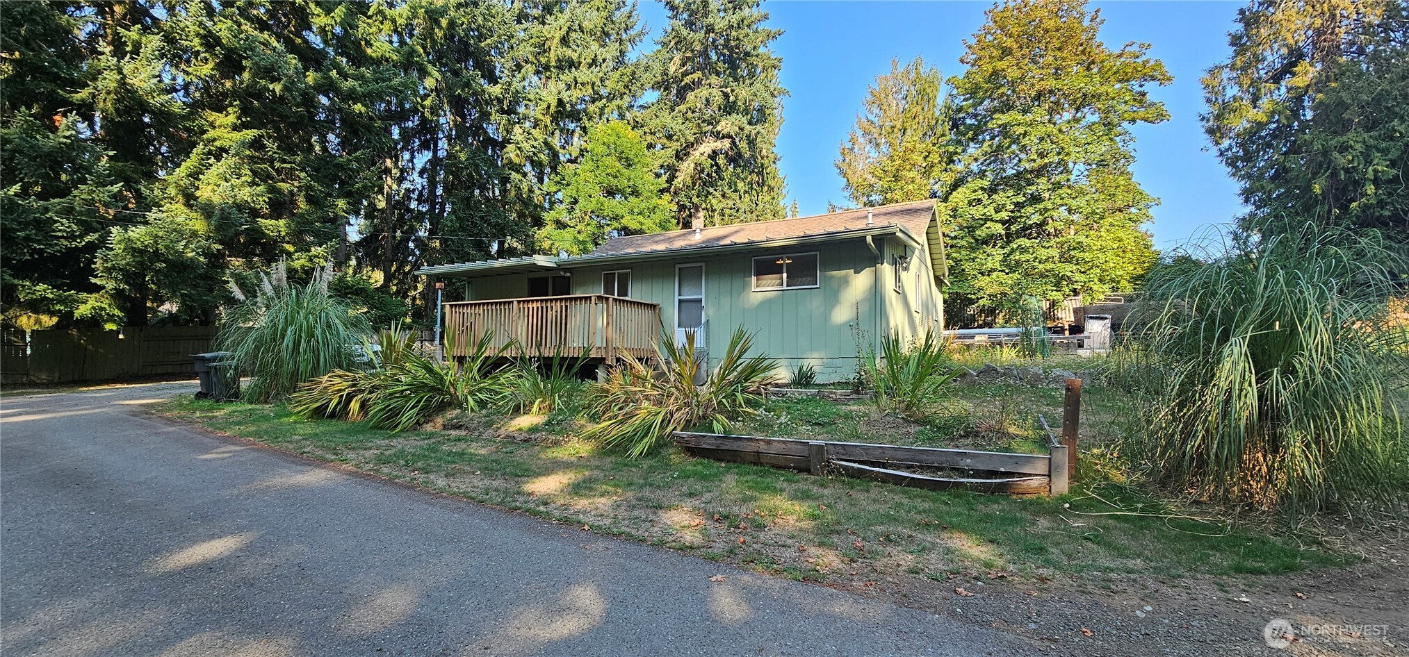 1124 Pear Street