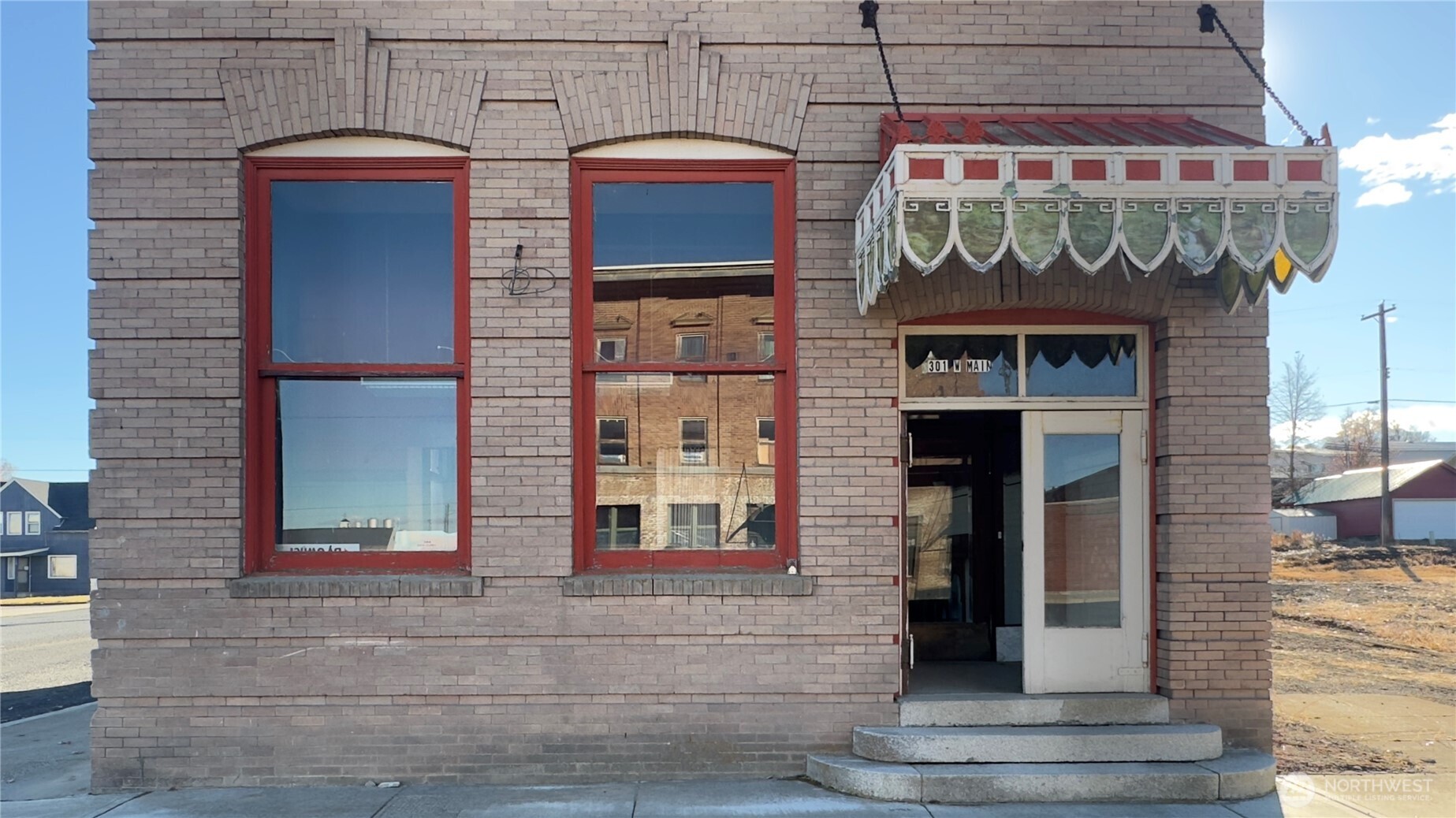 301 Main Street