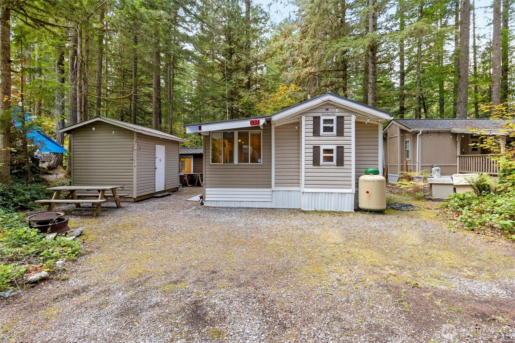 137 1 Jasper Trail