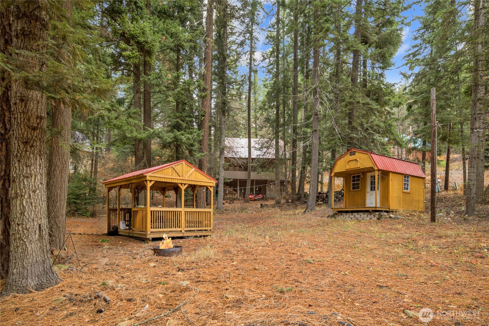 1211 Pine Loch Sun Drive