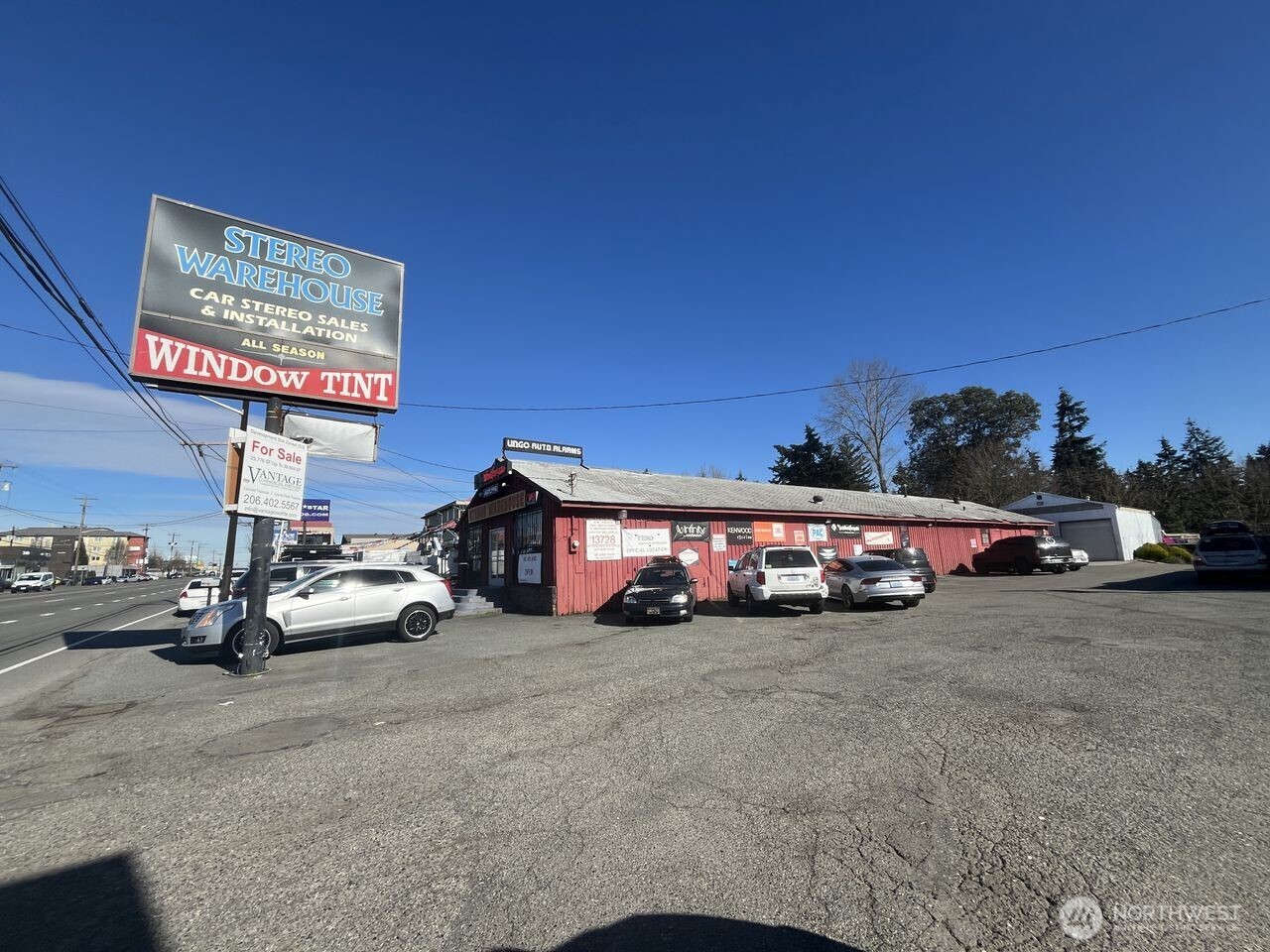 13828 Aurora Avenue