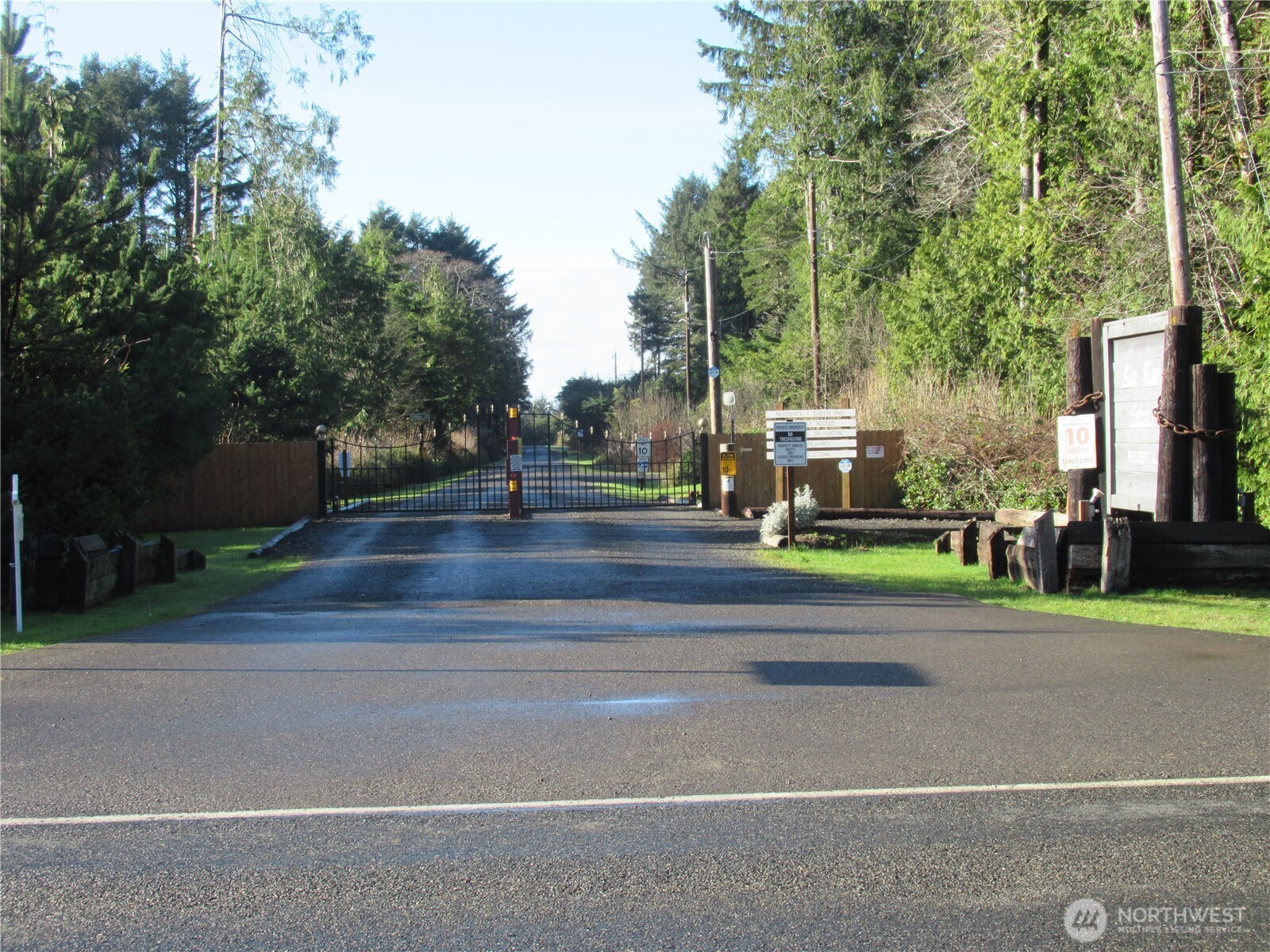107 Dolphin Lane