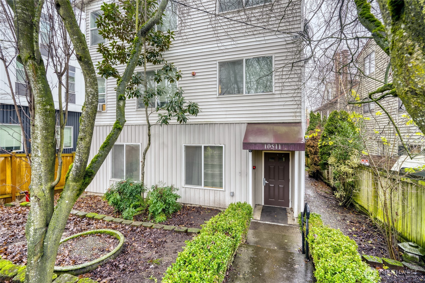 10511 Midvale Avenue #302