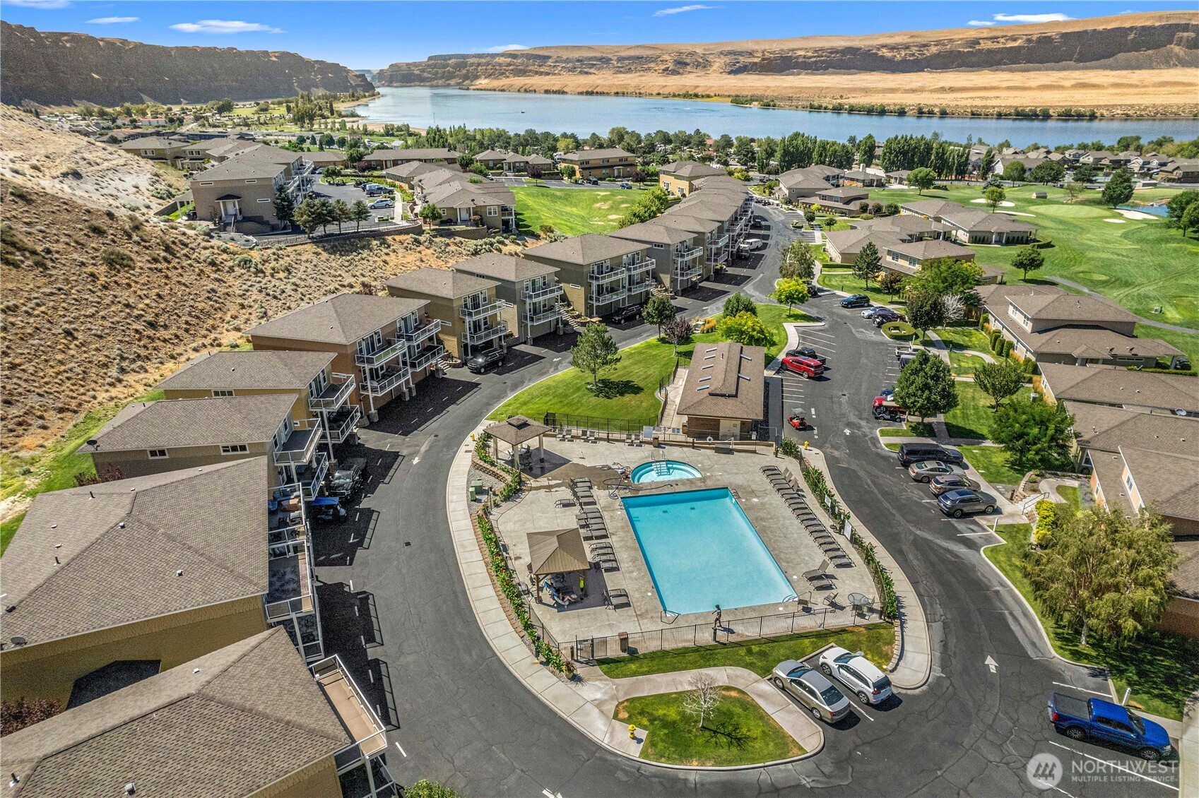 9270 Canyon Drive #C16