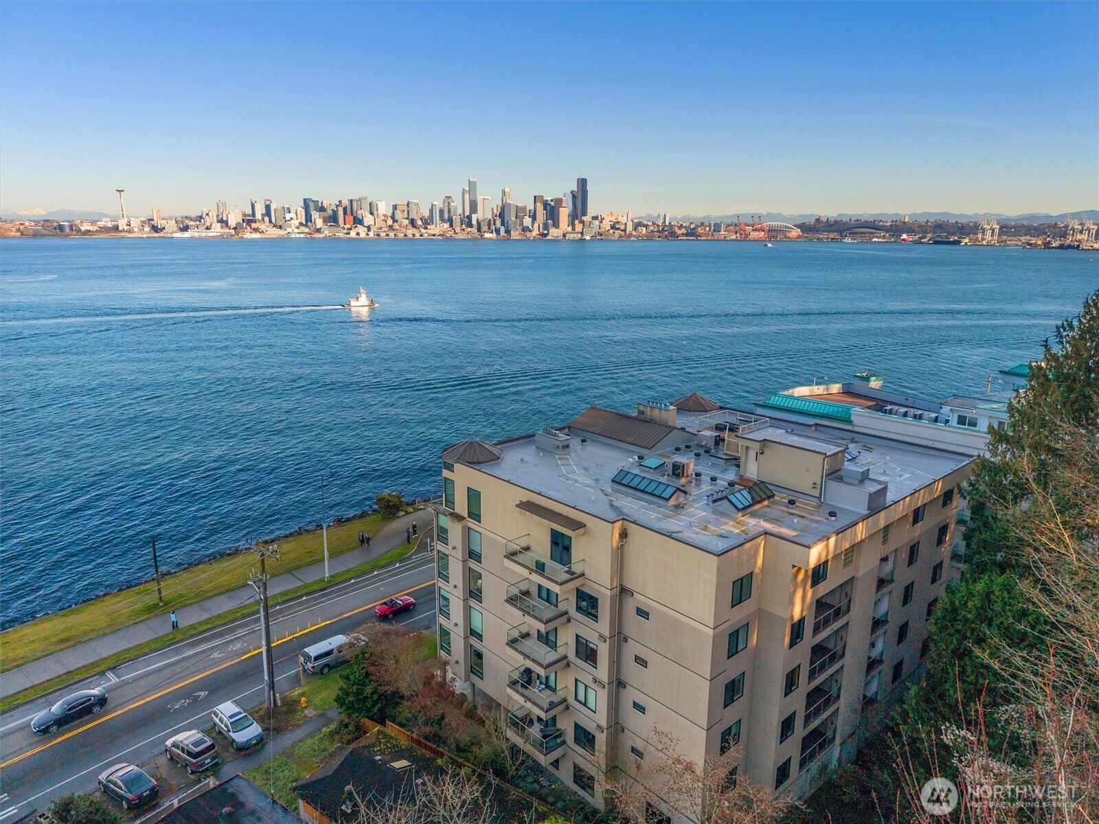 1005 Harbor Avenue #400
