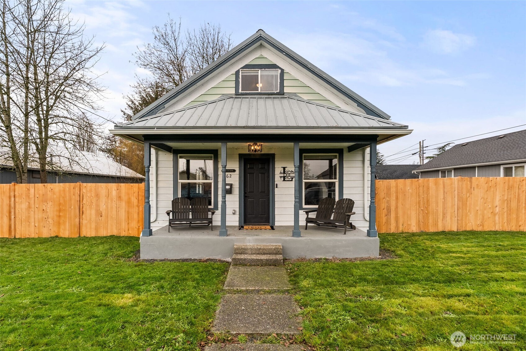 262 2nd St