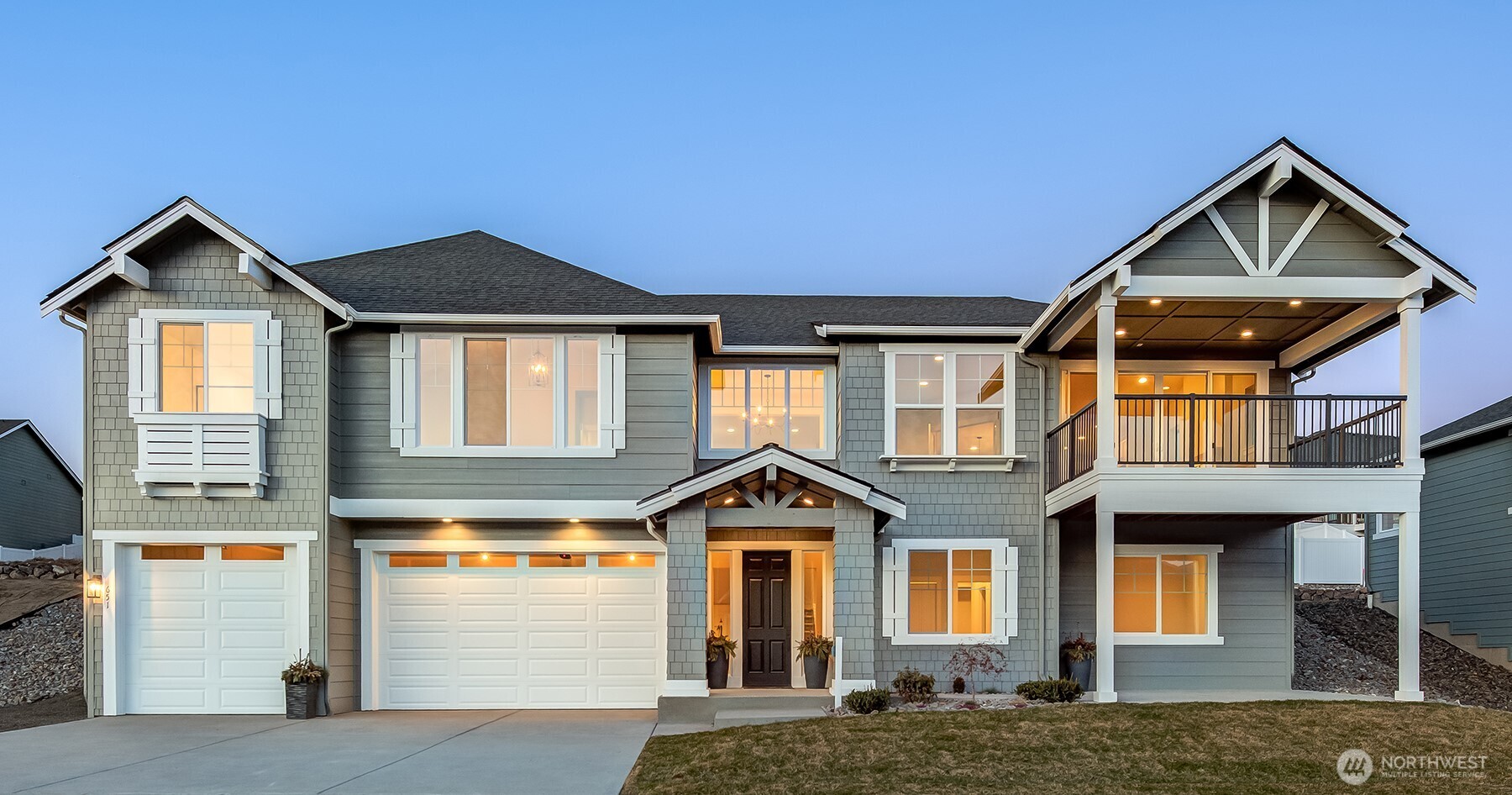 651 Juli Avenue
