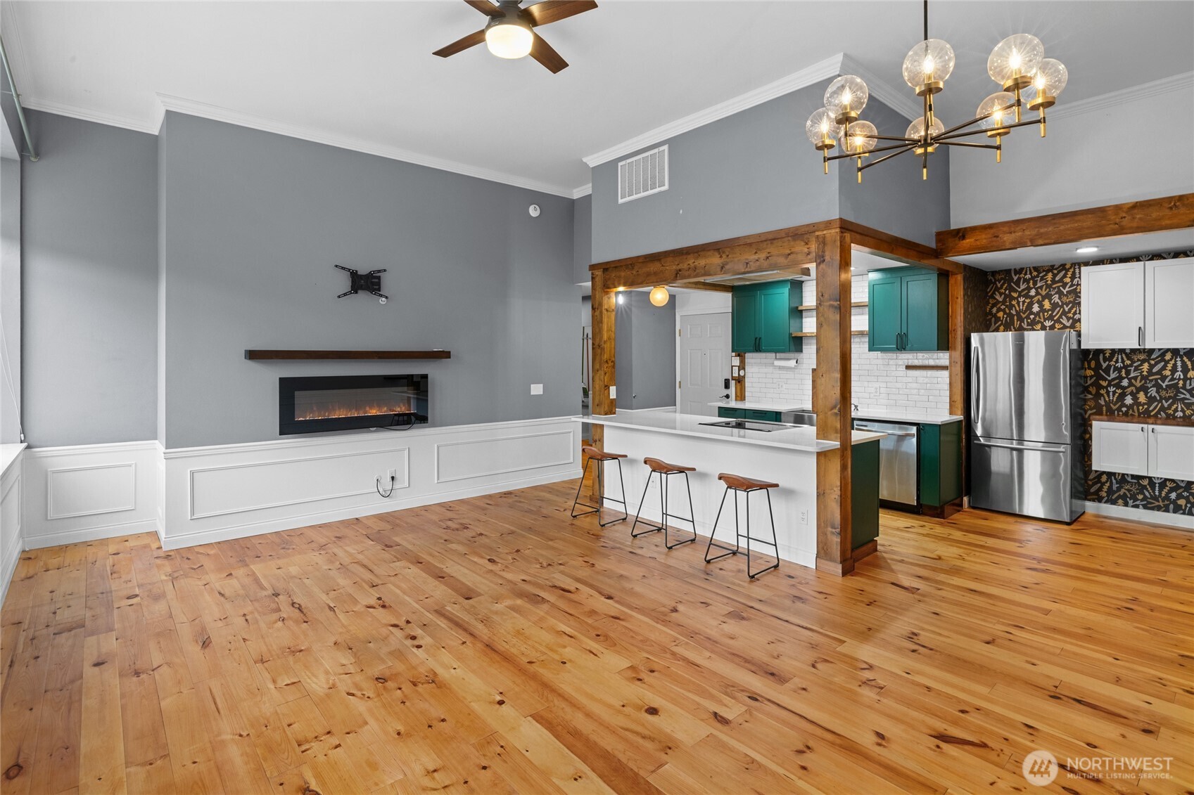 202 Third Street #210