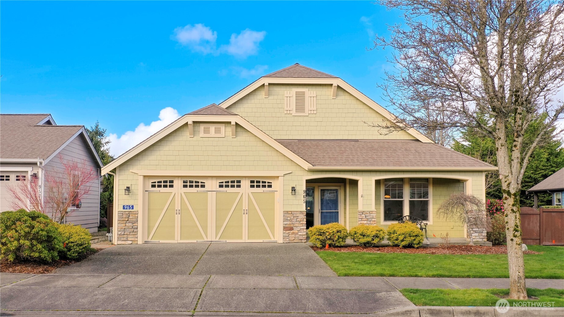 965 Chestnut Loop