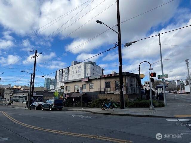 421 Rainier Avenue