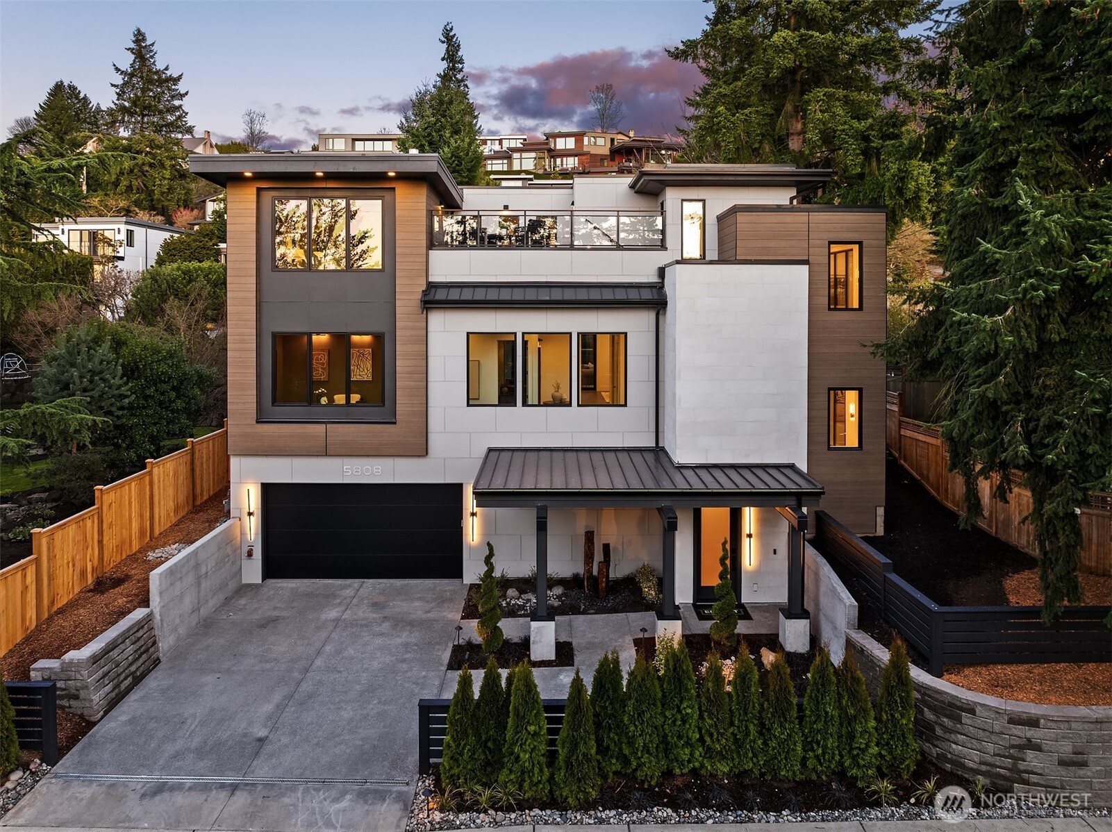 5808 Lakeview Drive