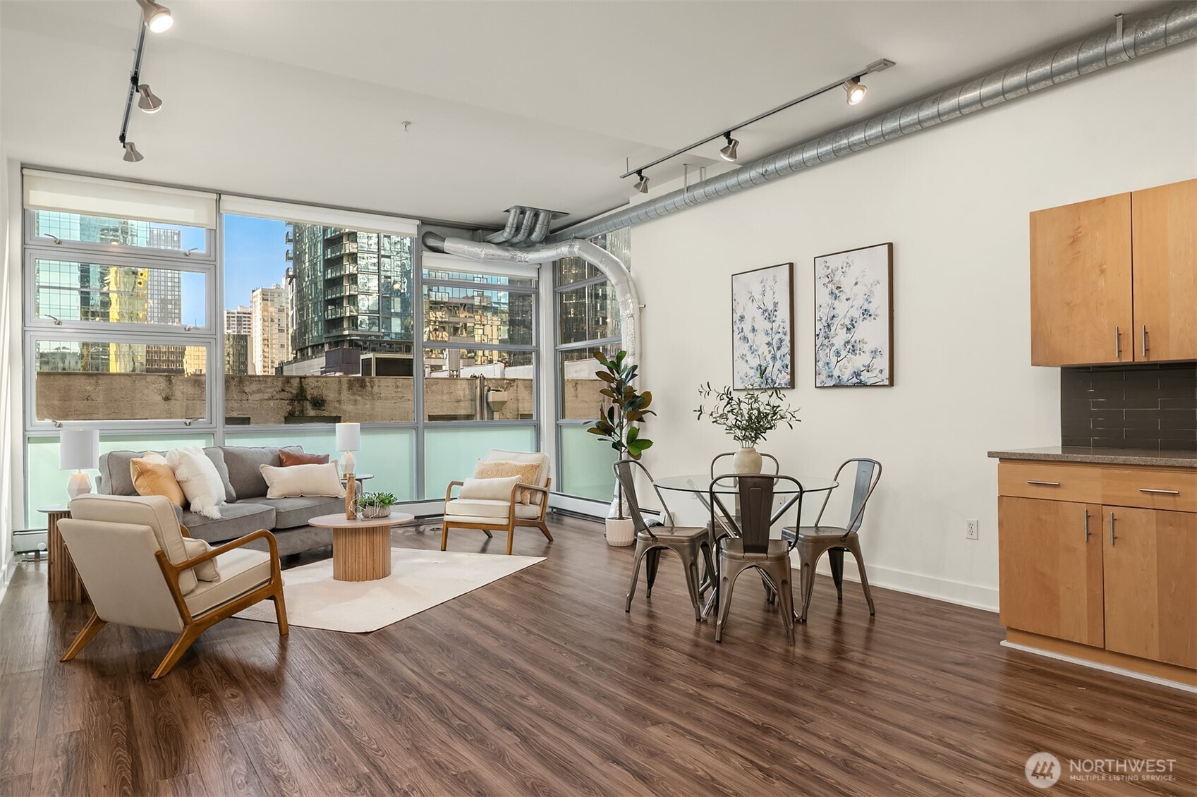 2015 Terry Avenue #416