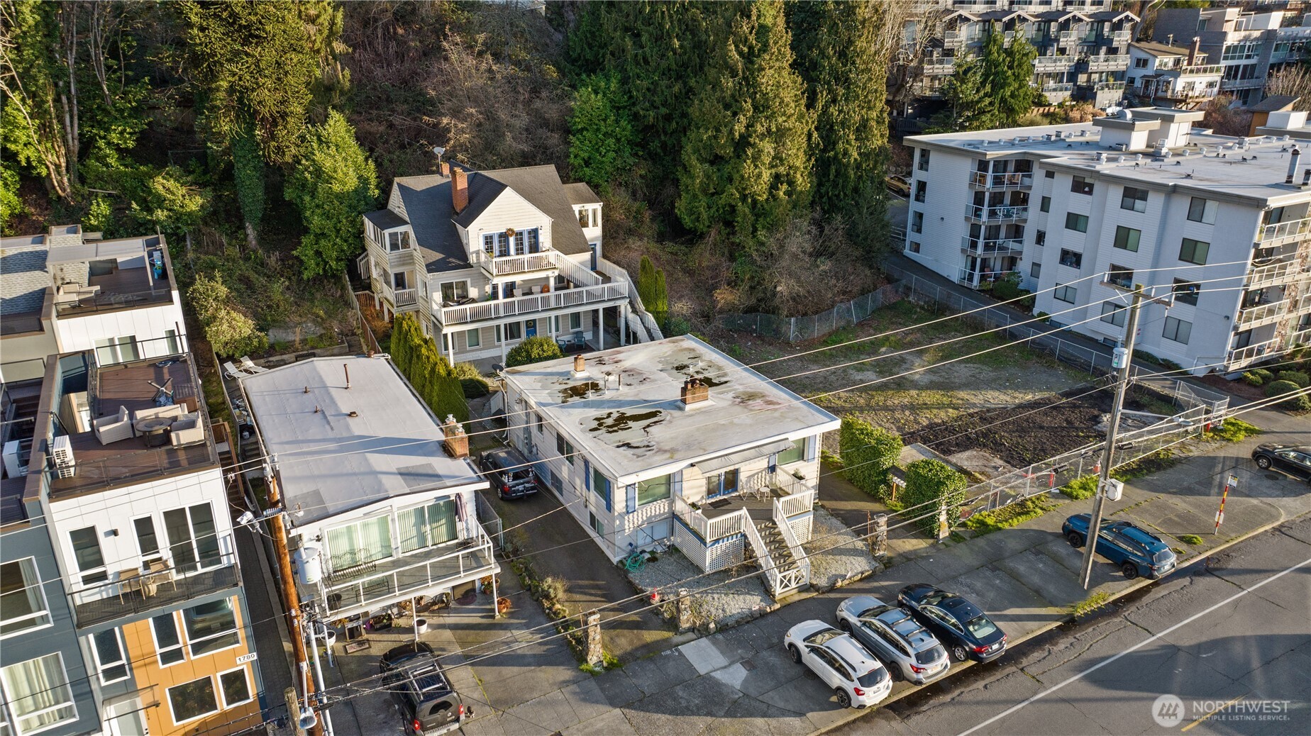 1788 Alki Avenue