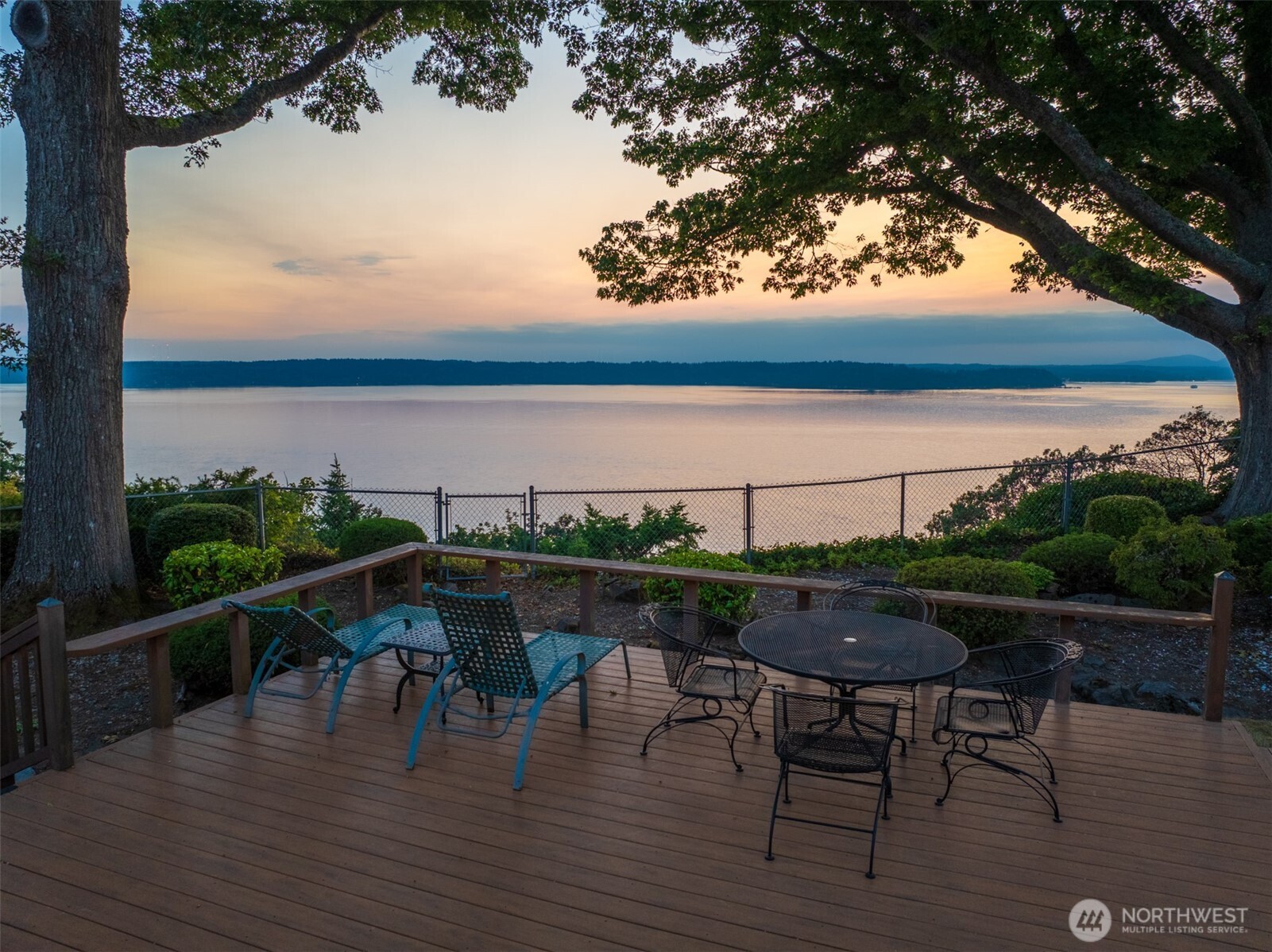 10445 Marine View Drive