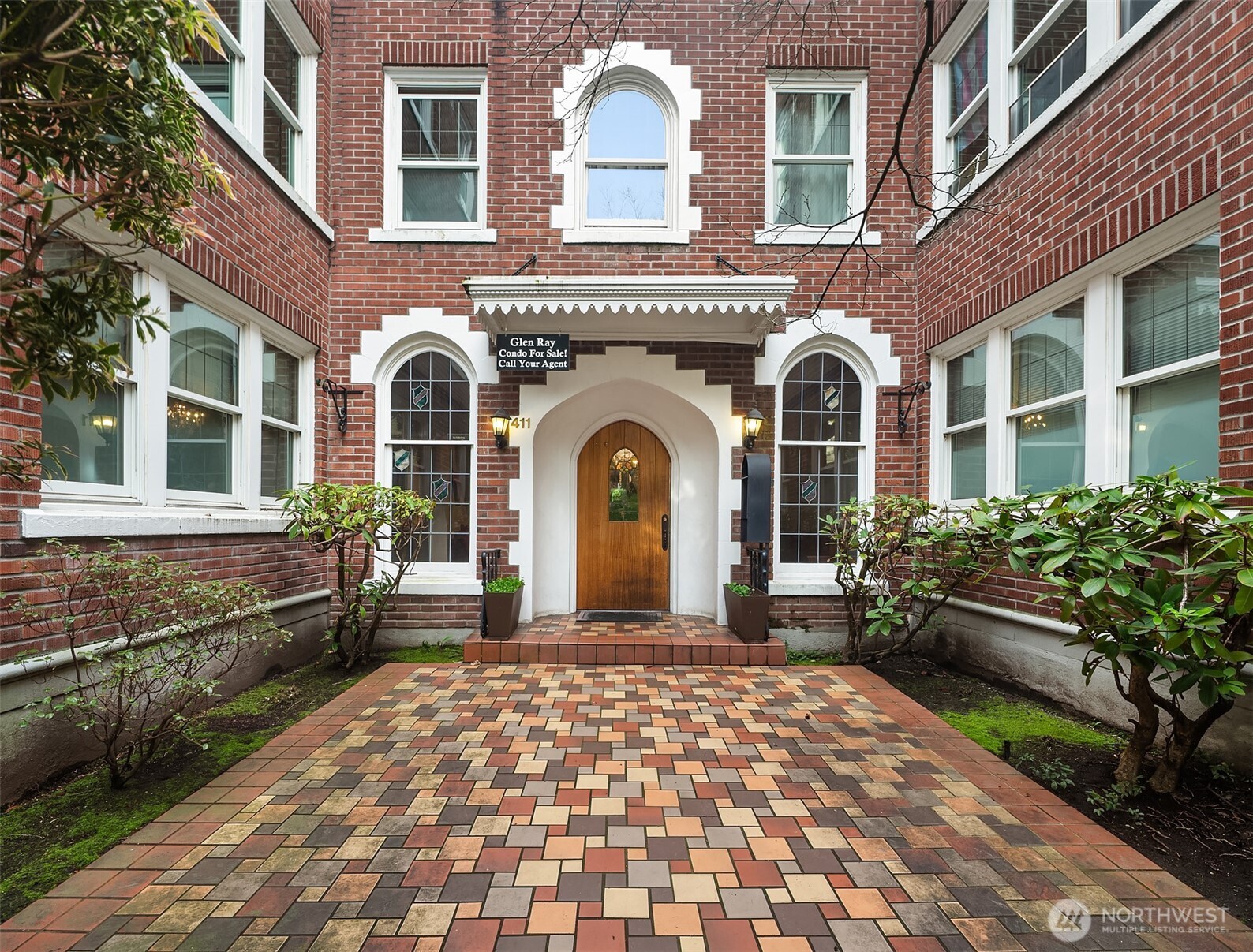 411 Boylston Avenue #202