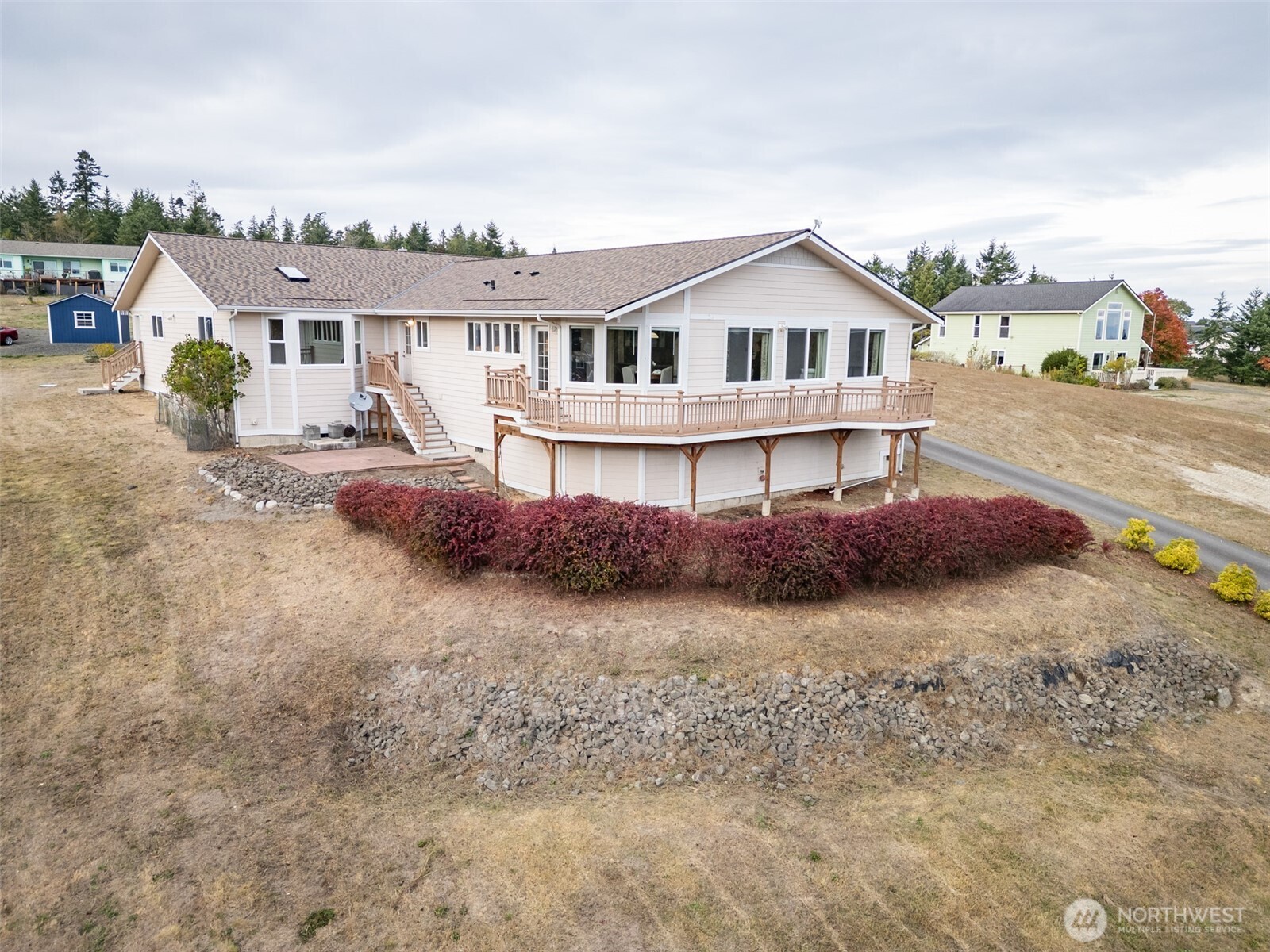 382 Discovery View Drive