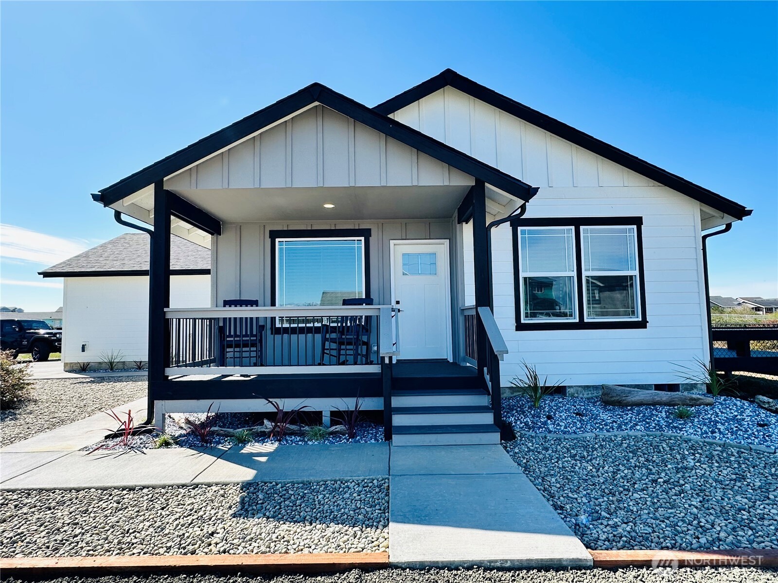 400 Malibu Street