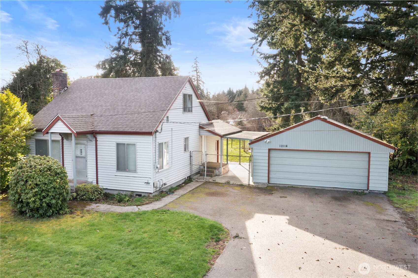 10114 Canyon Road