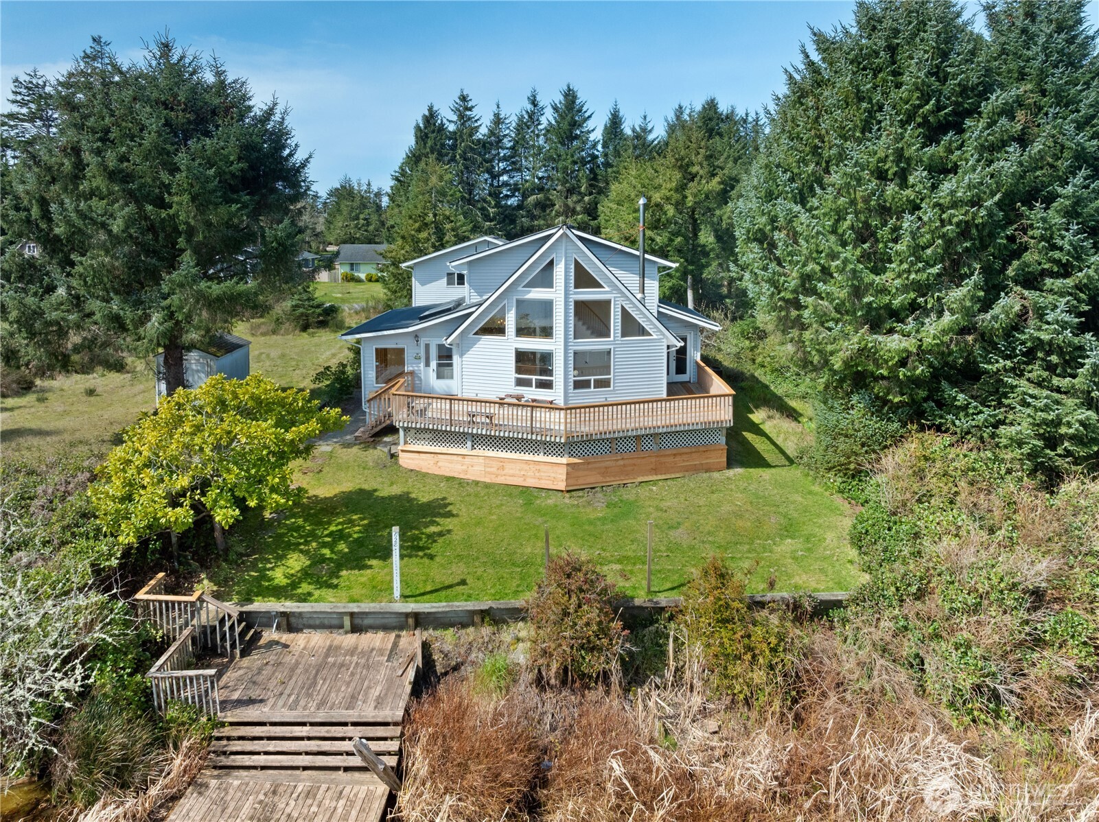 628 Weatherwax Loop