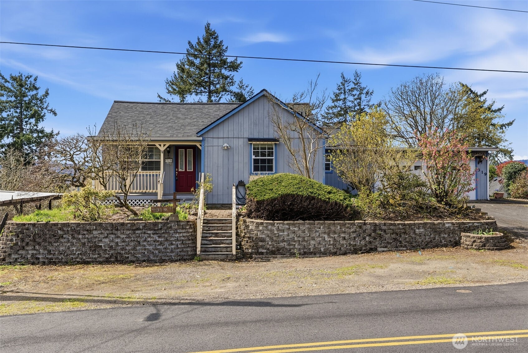 319 3rd Street