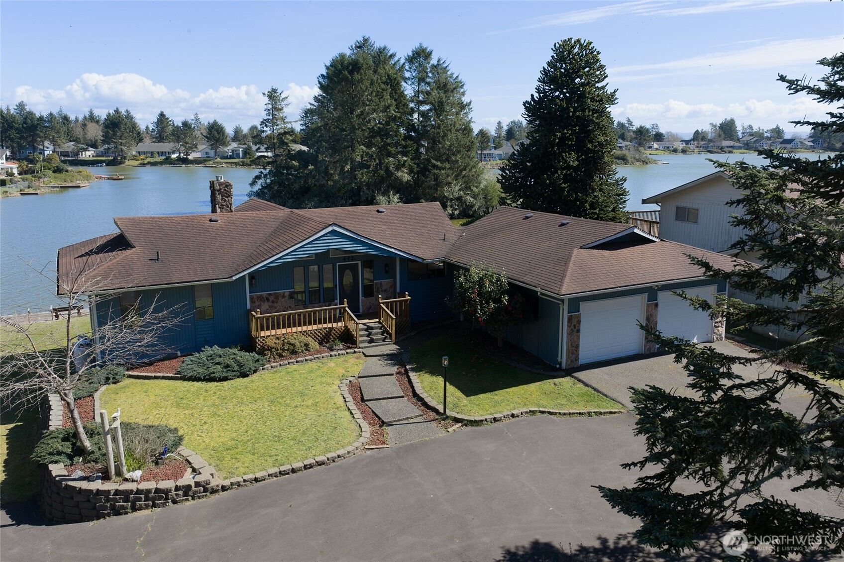 442 Mud Hen Loop