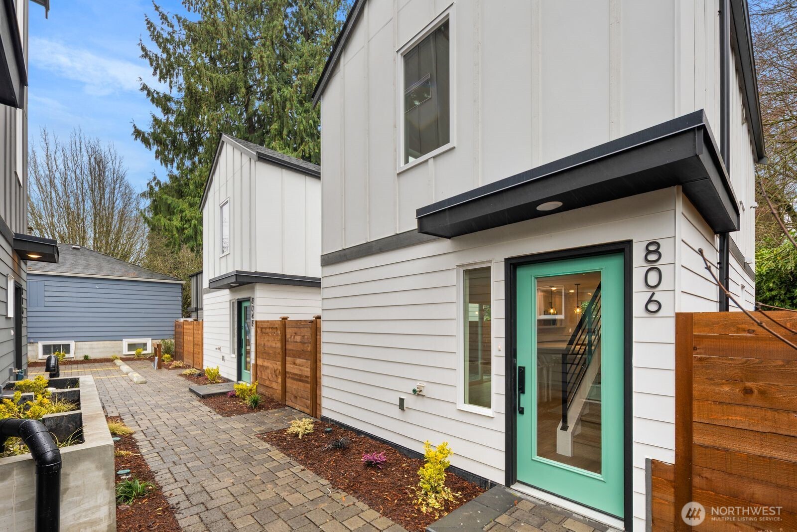 806 Rose Street