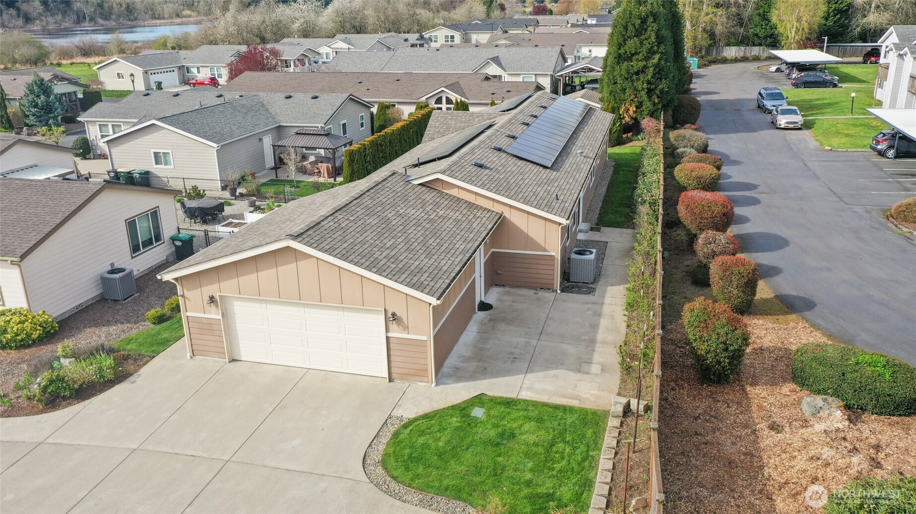 3516 Meadowbrook Lane
