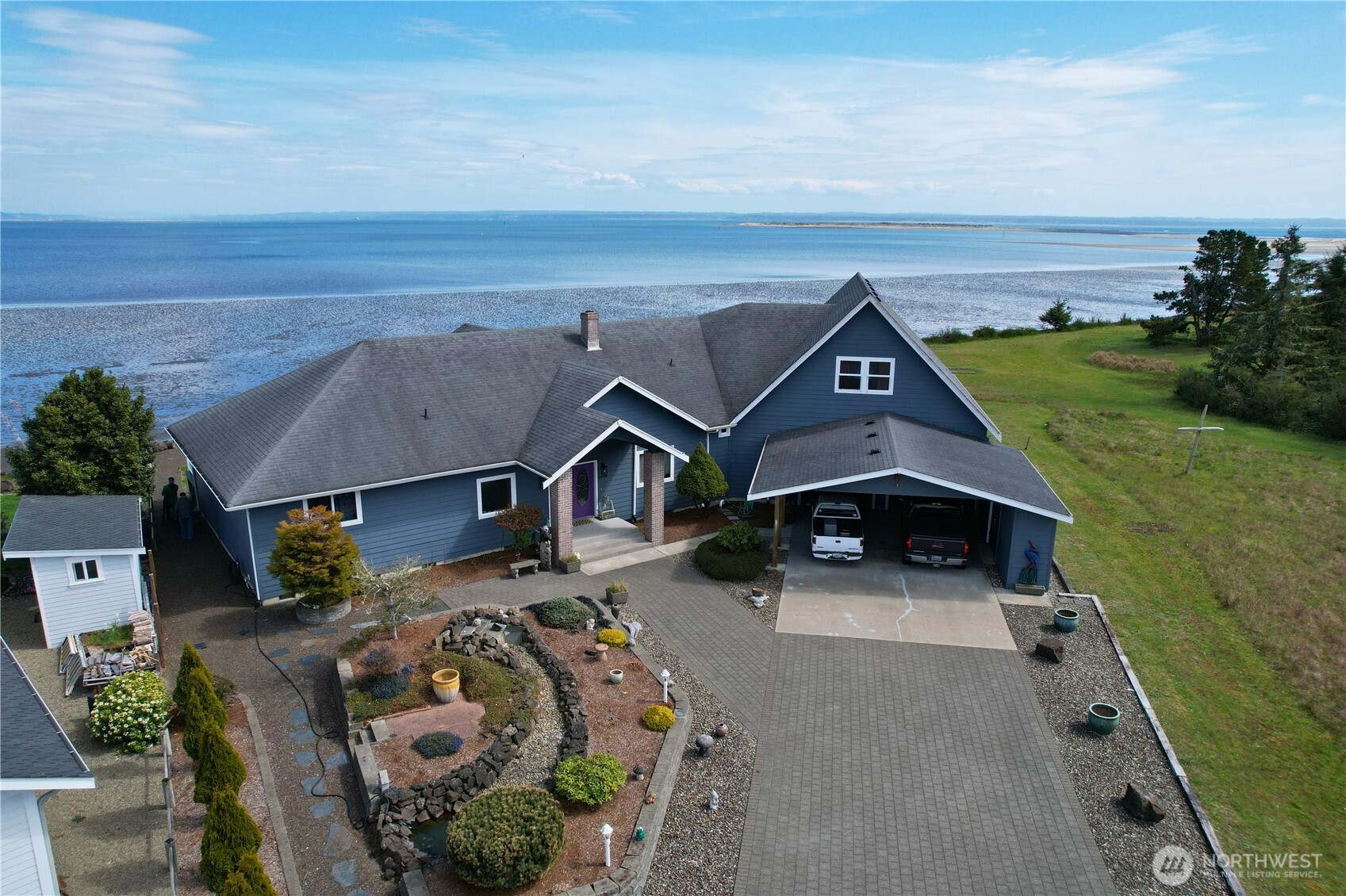 925 Claire Court