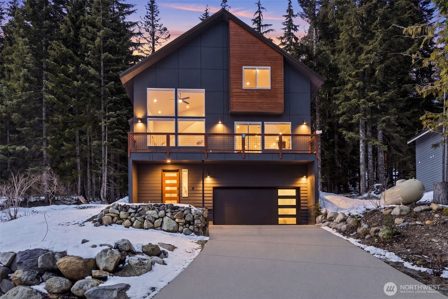 21 Arlberg Place