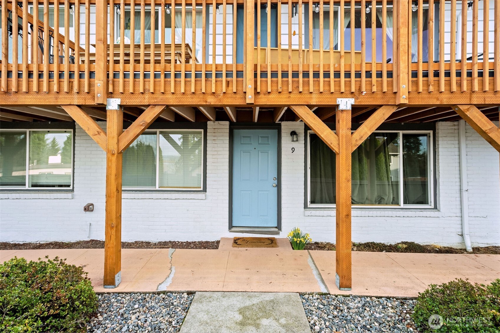 2102 Kelly Drive #9