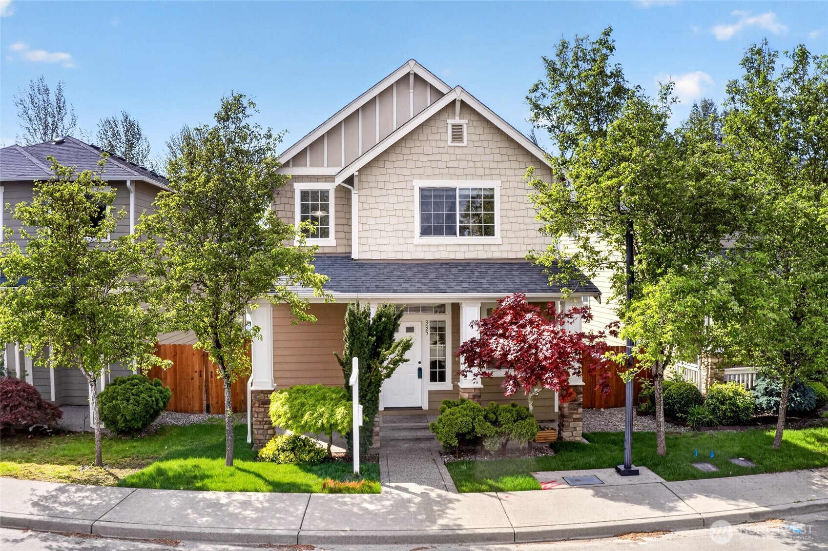 335 GRAHAM Avenue