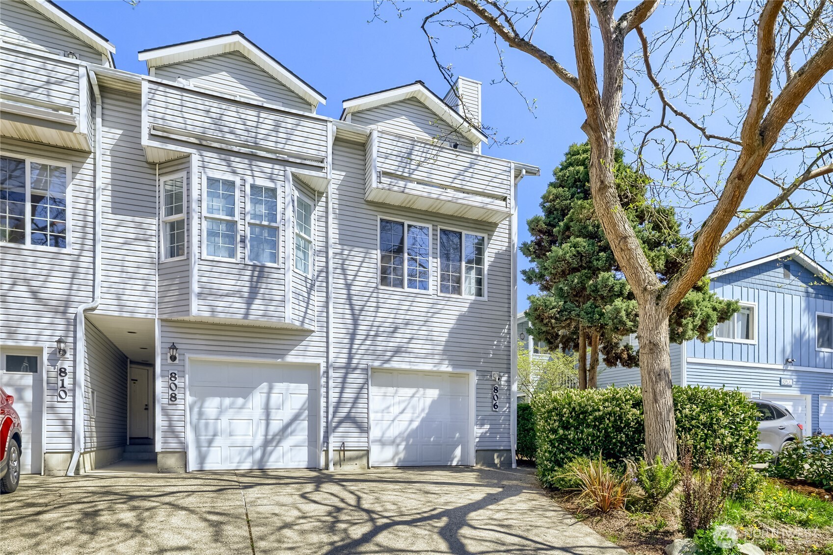 806 52nd Street
