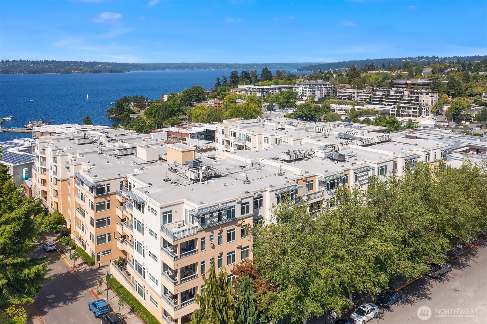109 2nd Street #422