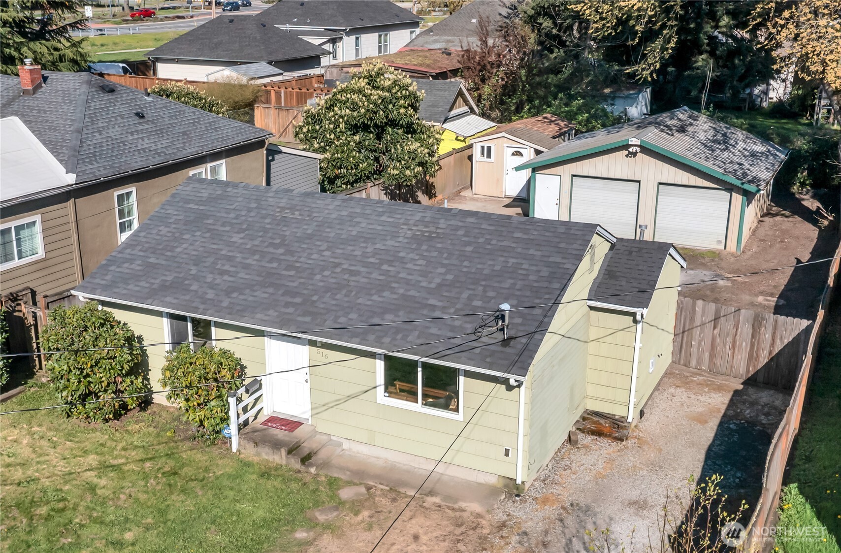 516 6th Ave
