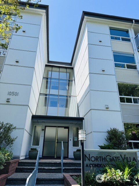 10501 8th Avenue #206