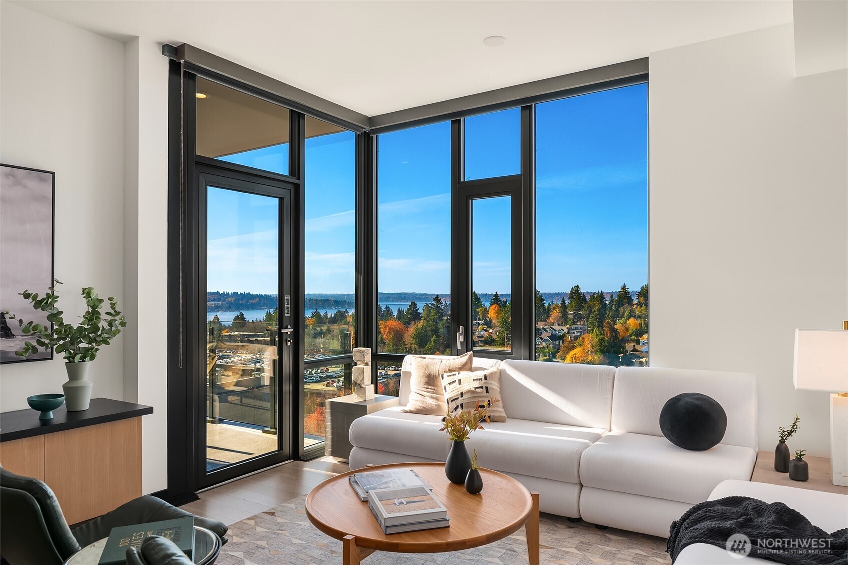 889 Avenue Square #603