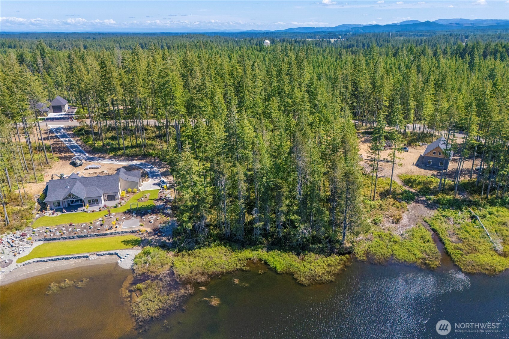 10 Clear Lake Drive