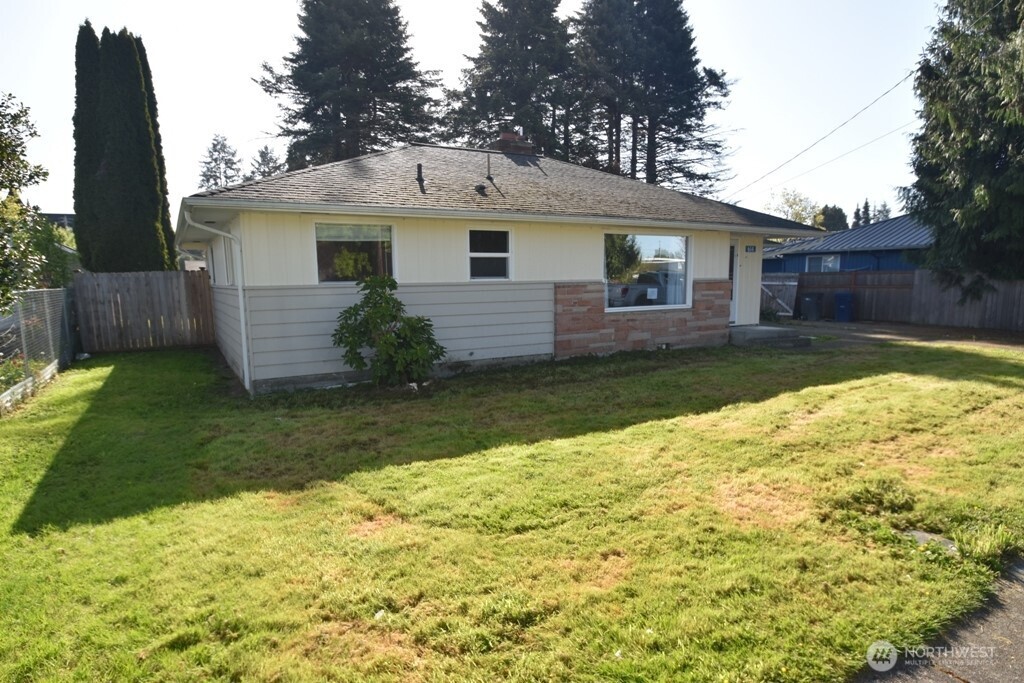 614 Pine Street
