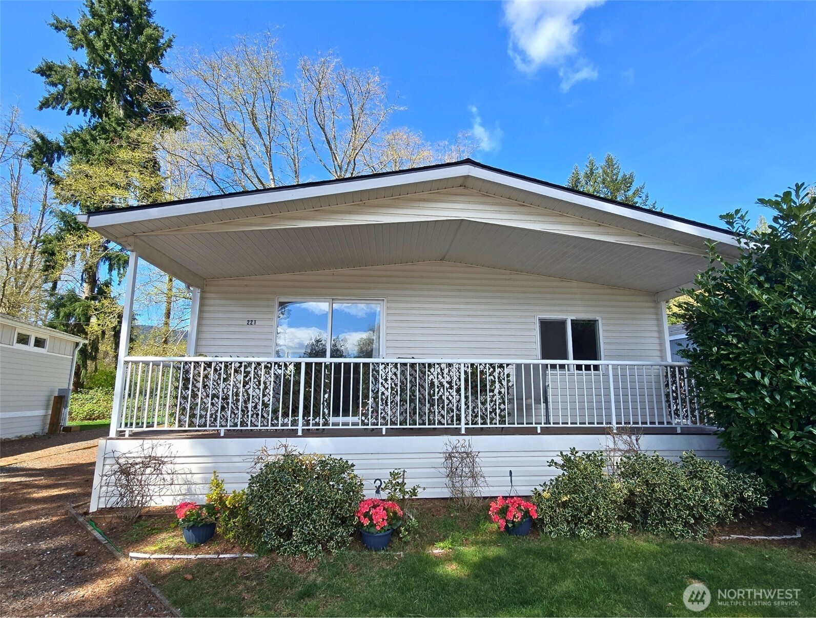 921 Autumn Lane #221