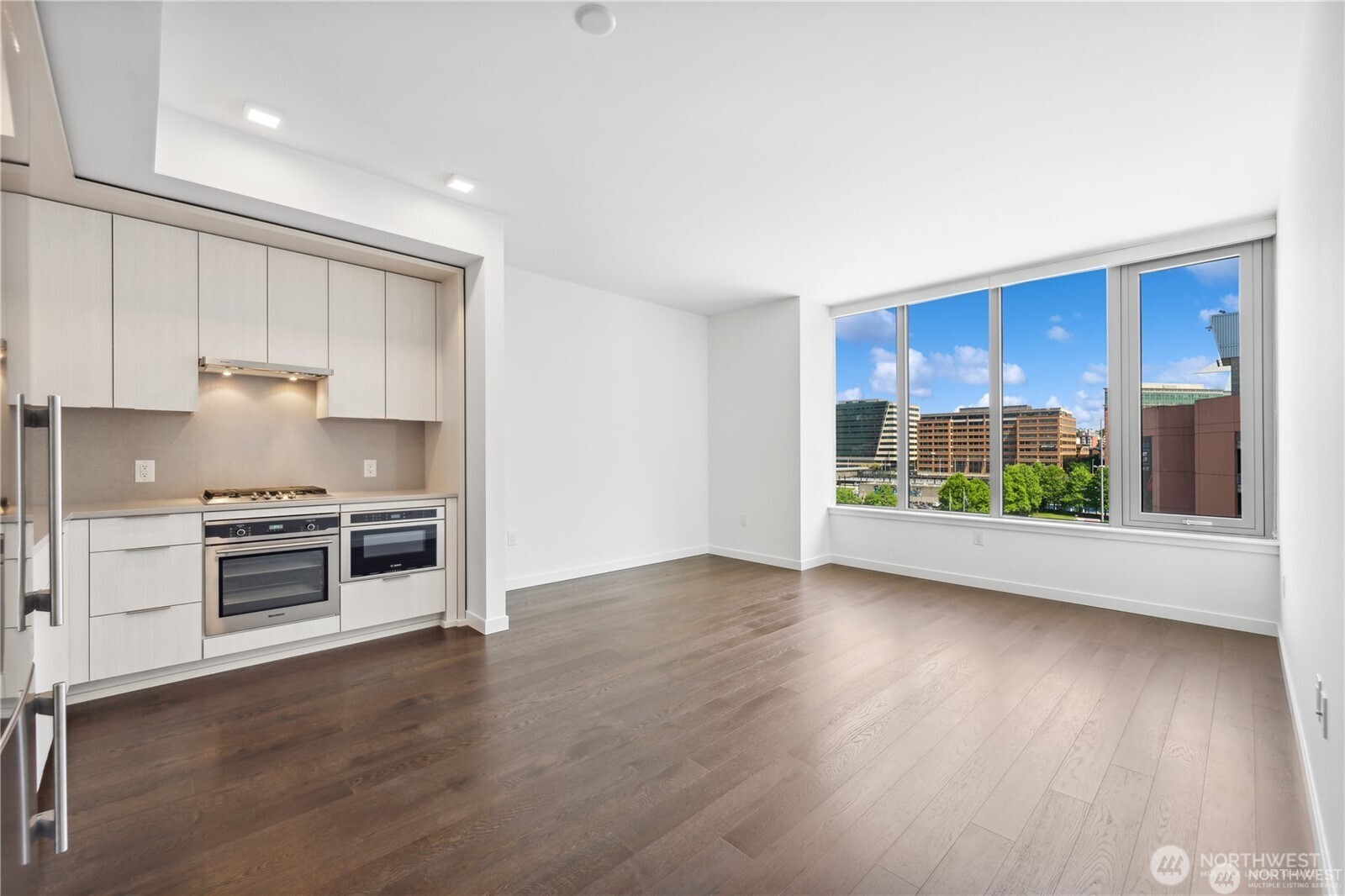 590 1st Avenue #816