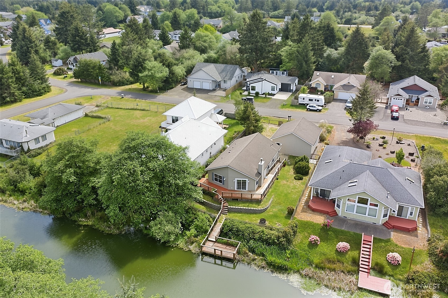 792 Island Circle