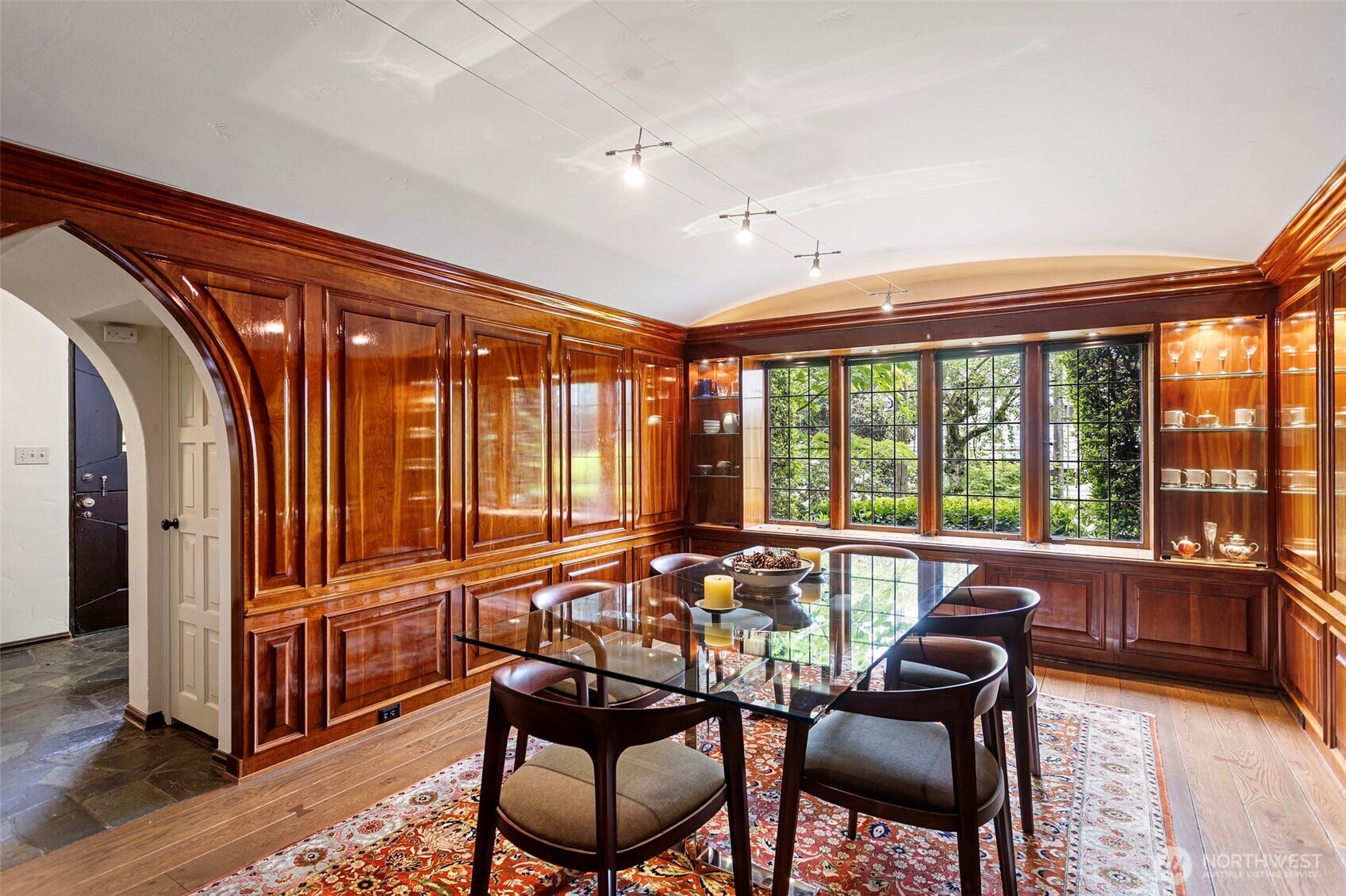 720 Belmont Avenue #6