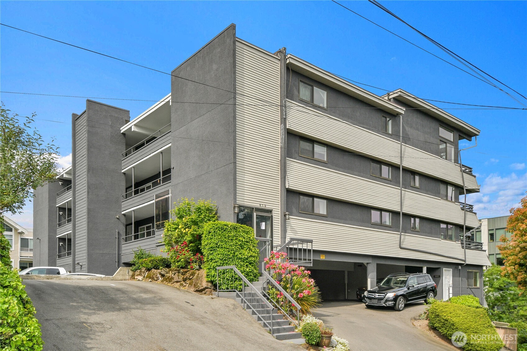 612 Prospect Street #204