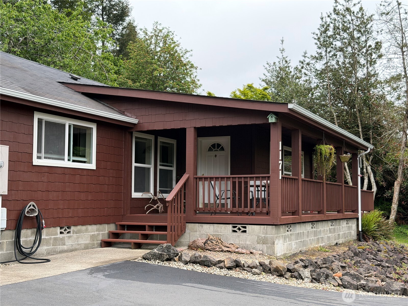 1171 Ray Hicks Street