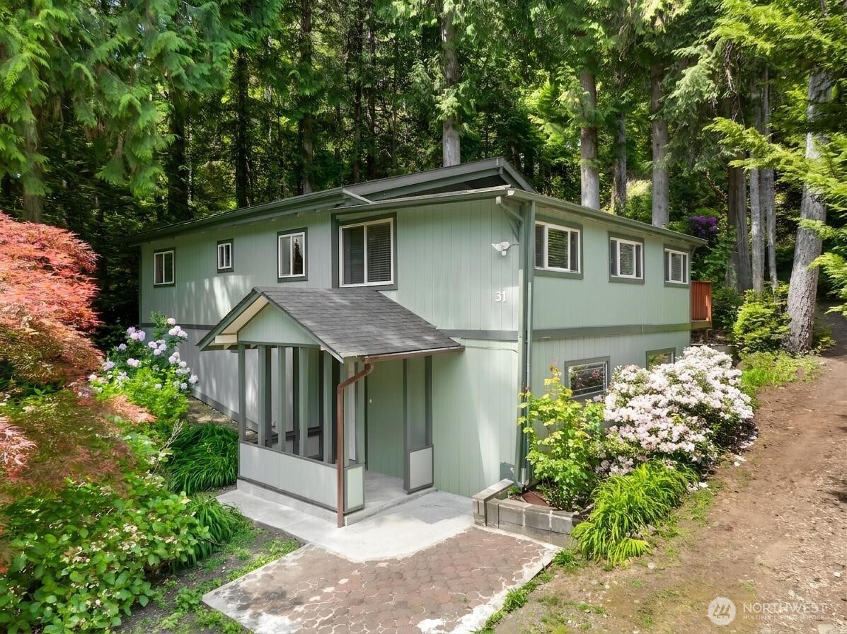 31 Colony Surf Drive